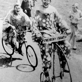 Wesley Mcmillan and George Graham as clowns 