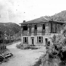 Ropers Hotel, Burnetts Face, Denniston.1950`s.