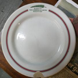 Another plate from New Commercial Hotel, Reefton.