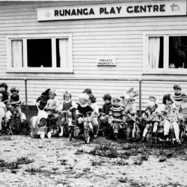 Runanga playcentre .ca. 1973.       *PHOTO ALBUM*