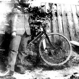 Oscar Mullins 1st Job aged 12 - Telegram Boy.1906 .