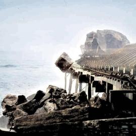 Building the Greymouth Tip Heads. 1930`s.