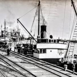 Gunbar ship, port of Greymouth