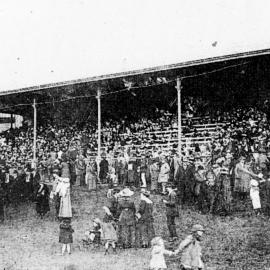 Reefton racecourse grandstand, 1916.