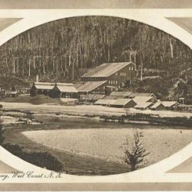 ALBUM -Globe Hill and Battery postcard. 