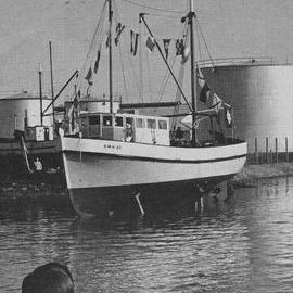 Tainui fishing trawler launched *PHOTO ALBUM*