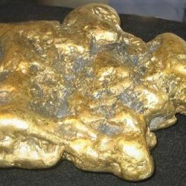 Roddy nugget found at Ross and Victory Nugget found at Moonlight.1909.