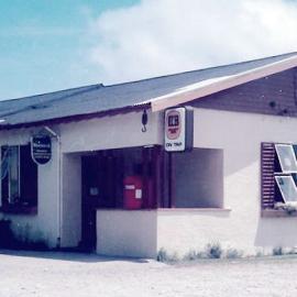 The Kynnersley Tavern at Mokihinui, 1985