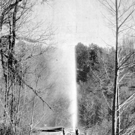 Westlands Geyser - trial bore at Kotuku. 1905.
