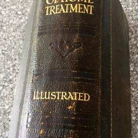 My Grandmothers book for expectant mothers 1927.  - ALBUM -