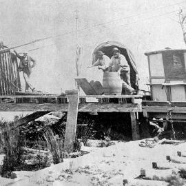 Cage was the only way to cross the Taramakau River. 