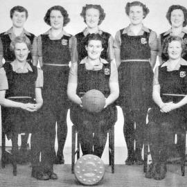 Dunollie Basketball Team  - Winners of the A Grade Division.1952.