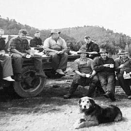 Moving  the hall from Waiuta to Totara Flat.