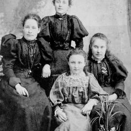 Sweetman Sisters - Susannah, Sarah, Maud and Beatrice Alice.