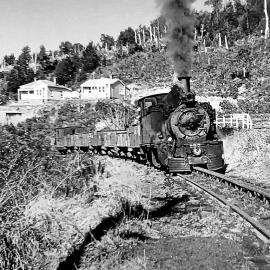 Wa 137 climbs last of the 1 in 25 incline to Roa.ca.1950`s