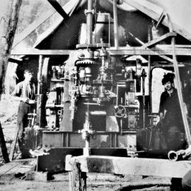 Drilling for coal - the diamond boring plant used for prospecting for seams of coal, Rewanui. 1920`s.