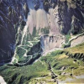 ALBUM - Deaths Corner - Christchurch Coach in serious accident.1907.