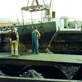 ALBUM - Exporting Coal. Port of Greymouth, 1950`s and 1960`s.
