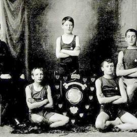 Hokitika Secondary School Life Saving Team 1918