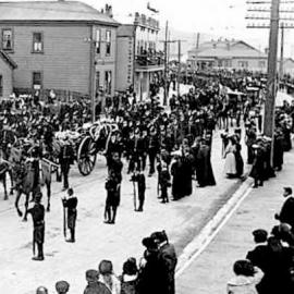 The funeral procession of Sir Richard John Seddon -1845-1906, Thorndon Quay, Wellington