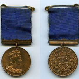 Commemorative Elizabeth ll Royal Visit 1953-54 Medal