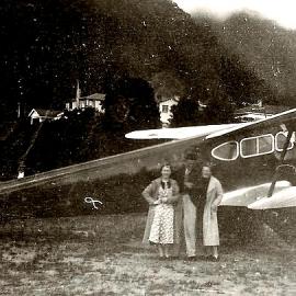 N.Z Air travel Ltd Dragonfly at Waiho aerodrome March 1938
