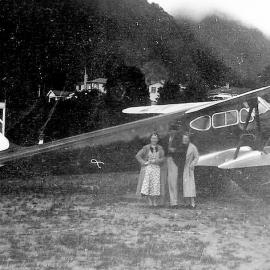 DH Dragonfly at Waiho aerodrome March 1938