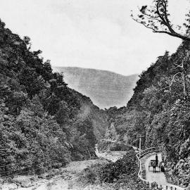 Stagecoach on the Otira Gorge