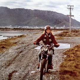Cobden Tiphead with Kenny Oliver on the bike and the Kahuna Board  clubhouse before we got it.1975 .