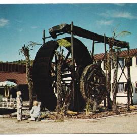 Notown water wheel at the Ashley Motor Inn 