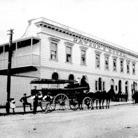 Dawsons Hotel, Broadway, Reefton, 1904.