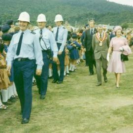  Ozzie Jackson won first prize in a Jaycee lottery.Greymouth.
