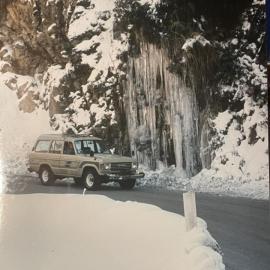Otira highway in the snow