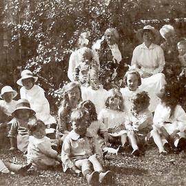 ALBUM - Parkinson family -  Wallsend.ca.1890 .