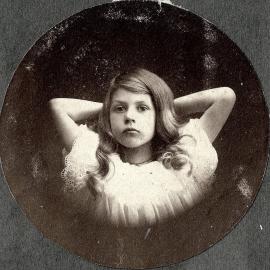 ALBUM - Vera Doreen Parkinson.Greymouth.1900`s.