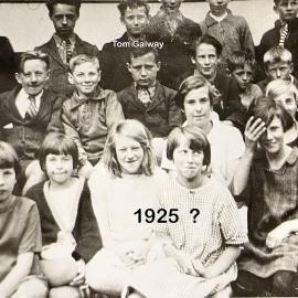 Blacks Point School -1920 and 1925.
