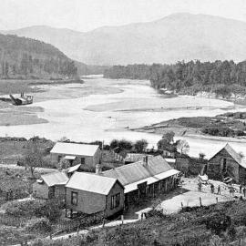 Inangahua Junction settlement at the junction of the Buller and Inangahua rivers.1904.