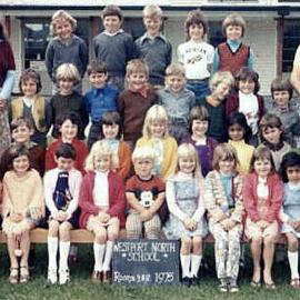 Westport North School,Room 9 & 12. Westport.1975.