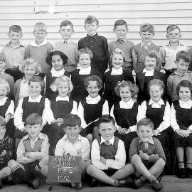 Hokitika D.H S,Primer 3 - 4.1954.