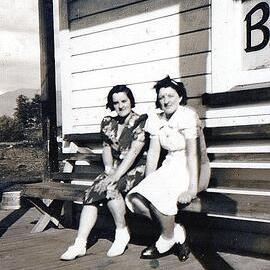 Elsie Dense on left  - seated outside the Te Kinga Hotel.1930`s.