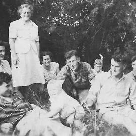 Picnic  at  Kokiri.ca .1950.