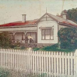 Old house at Ngakawau THEN and NOW