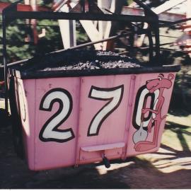 Pink Panther Bucket 270 at Ngakawau Bins 1989.