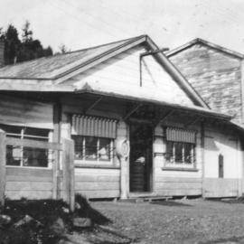 McGregor's store, Waiuta Branch .1936.