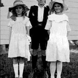 Three Blackball Siblings -  George, Gertrude  and Dorothy Schafer.ca. 1923/4.