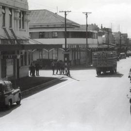Looking down Palmerson Street, Westport, 1951