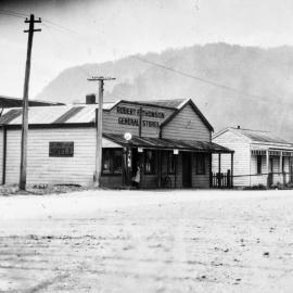 Robert Thomson's store at Ngakawau.