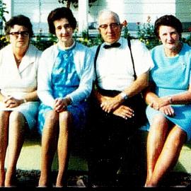 Katie Drummond,Ida Anderson,Eric Anderson,Nell Mason - West Coasters . late1950`s.