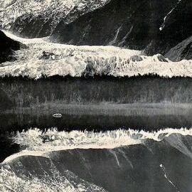 FRANZ JOSEF GLACIER -  Just short of Peters Pool.