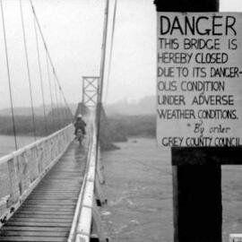 Grey County engineer Doug Forrest gave me the job of putting up this sign 